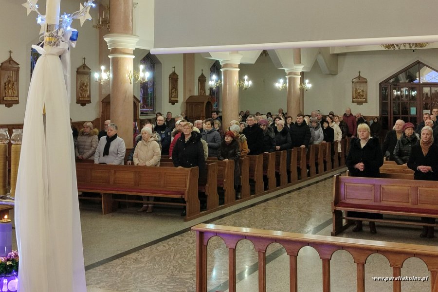 02 Niedziela - msza poranna.jpg